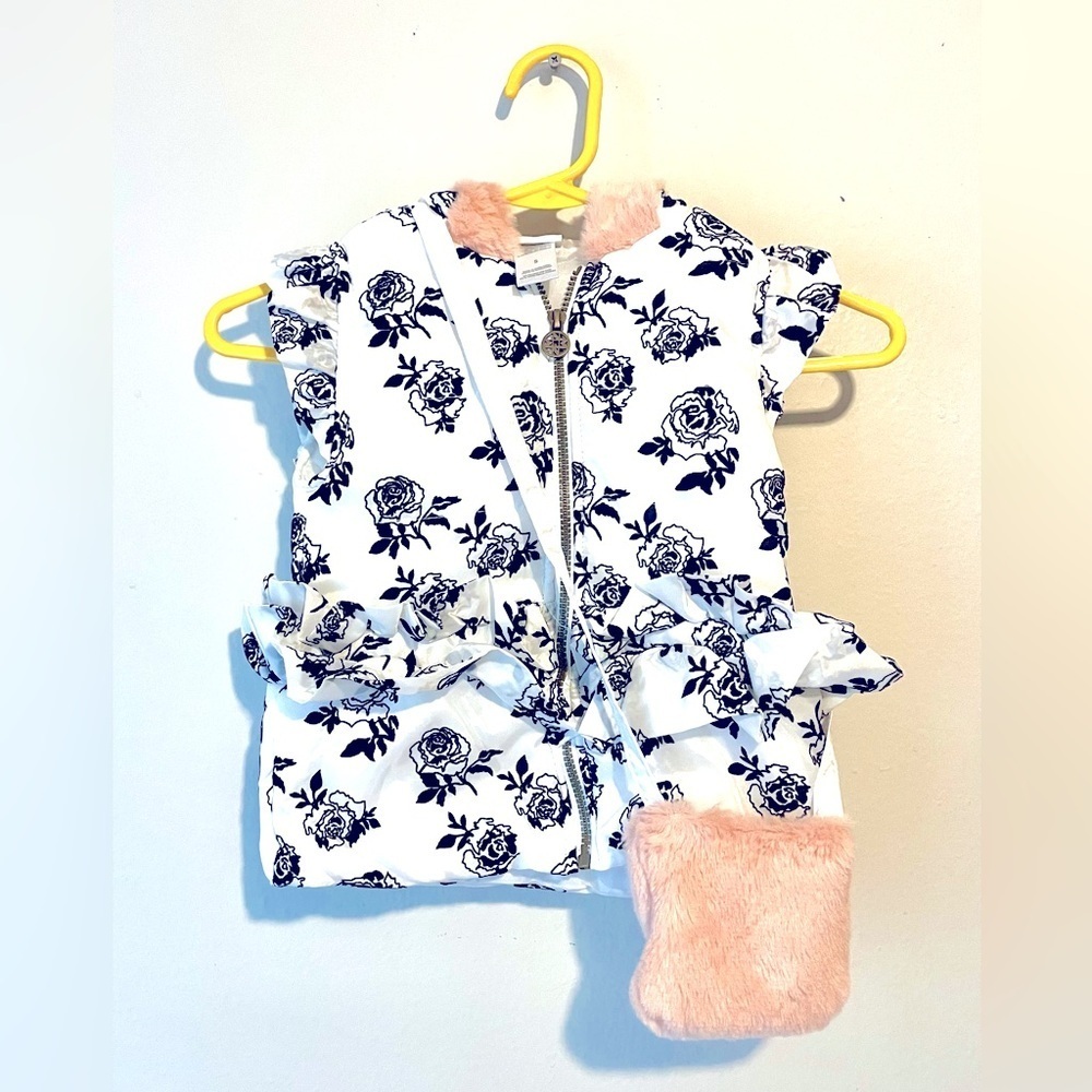 Little Girls Nicole Miller New York Hooded Puffer Vest Faux Fur Trim Purse Sz 5